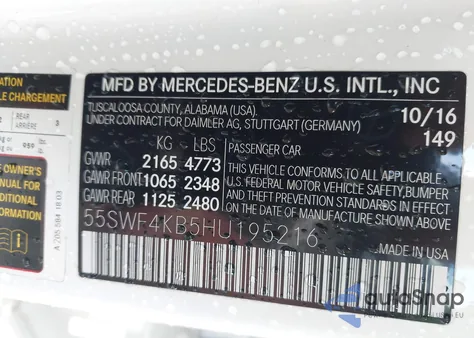 2017 Mercedes-Benz C 300 4Matic/Luxury 4Matic/Sport 4Matic z USA, uszkodzony, nr VIN 55SWF4KB5HU195216